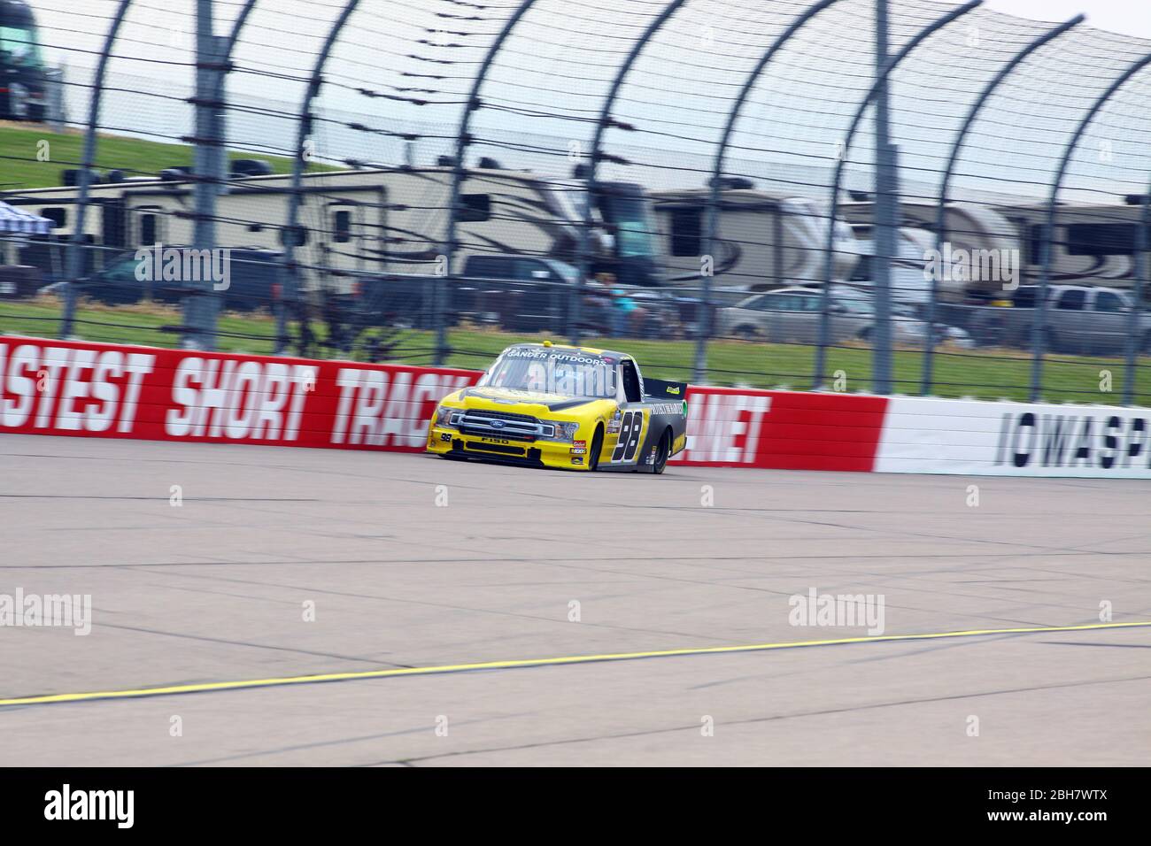 Newton, Iowa - 15. Juni 2019: Grant Enfinger, NASCAR Gander Outdoor Truck Series M&M 300 Rennen 2019 Stockfoto
