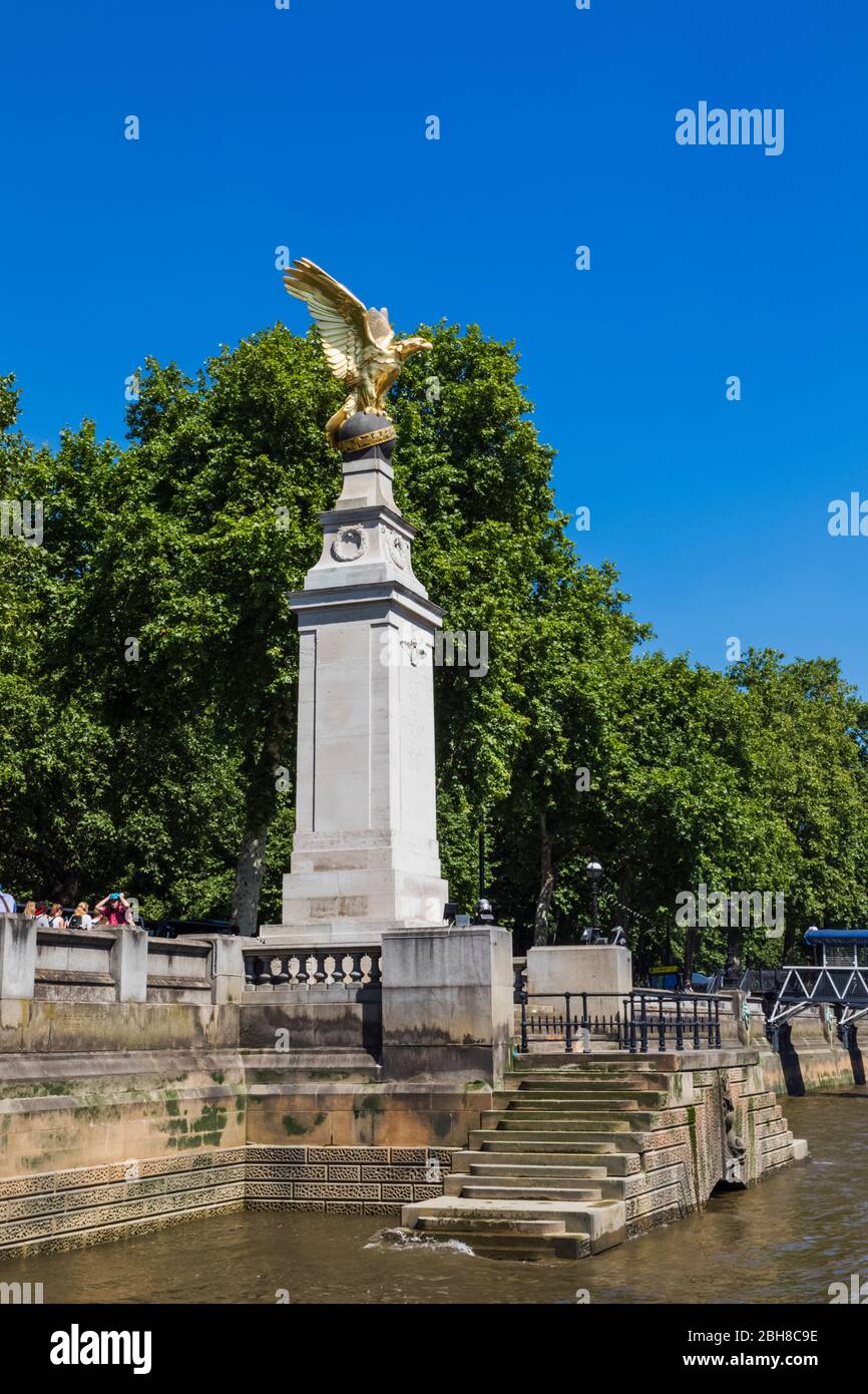 England, London, Whitehall, Victoria Embankment, der Royal Air Force Memorial Stockfoto