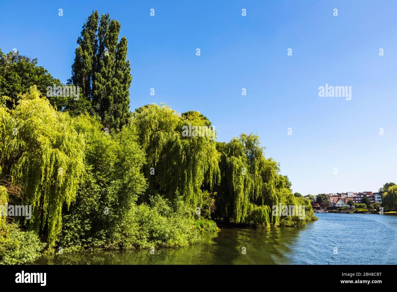 England, London, Themse in der Nähe von Kingston-upon-Thames Stockfoto