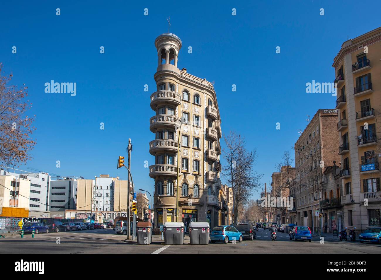 Stadt Barcelona, Pere IV Avenue, Anfang 20. Jahrhundert Gebäude. Stockfoto