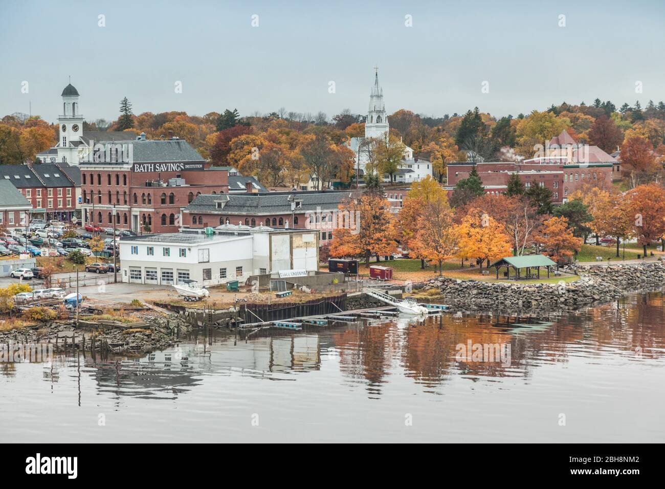 USA, Maine, Badewanne, Blick auf die Stadt, Herbst Stockfoto