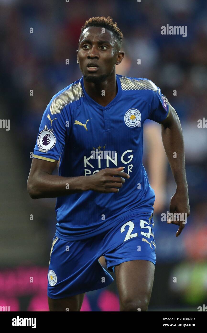 LEICESTER, ENGLAND Wilfred Ndidi aus Leicester City während des Premier League-Spiels zwischen Leicester City und Southampton im King Power Stadium, Leicester am Donnerstag, 19. April 2018. (Quelle: Mark Fletcher, Mi News) Stockfoto