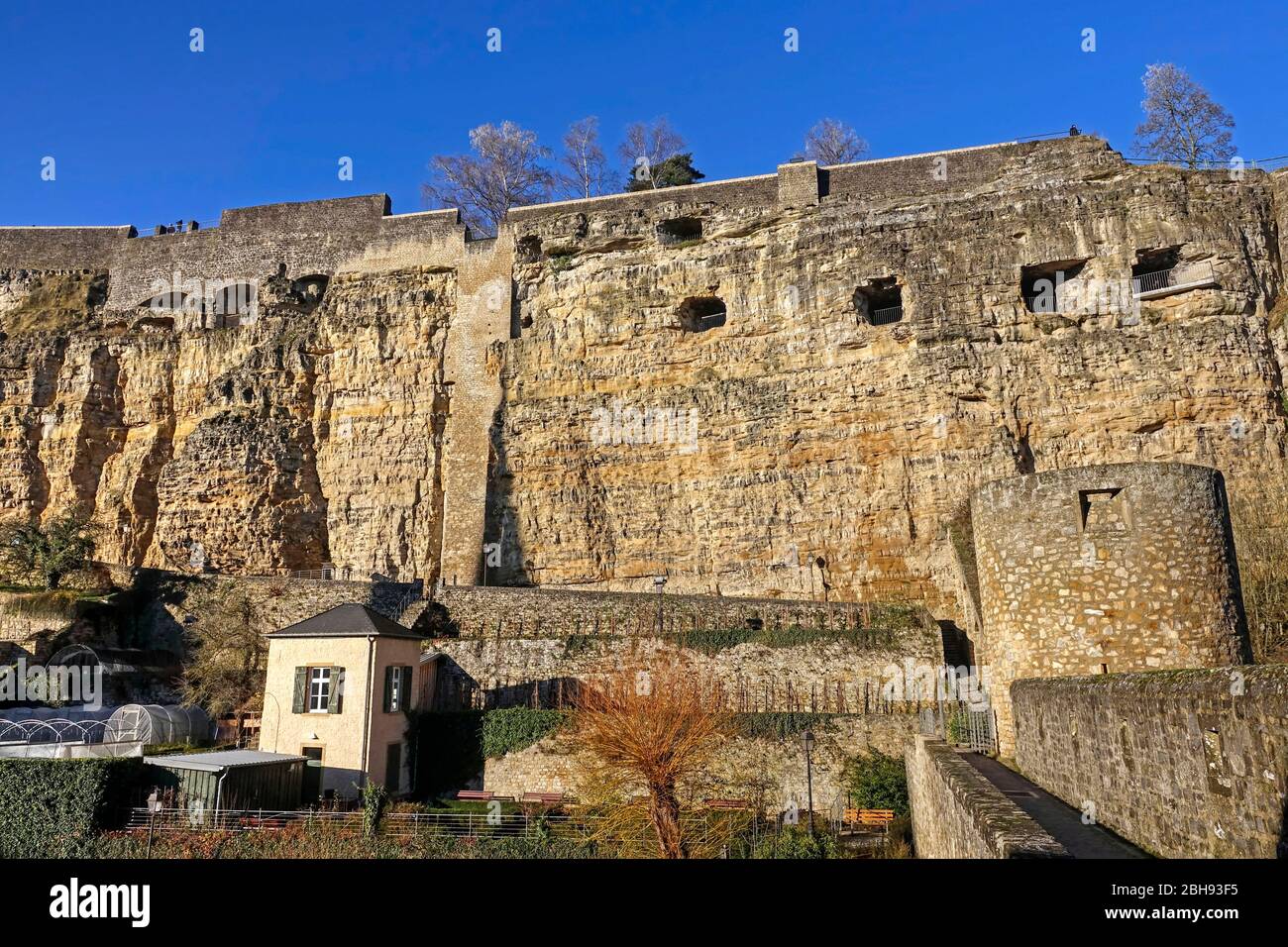 Der Bock-Rock mit den Bock Kasematten, Luxemburg-Stadt, Großherzogtum Luxemburg Stockfoto