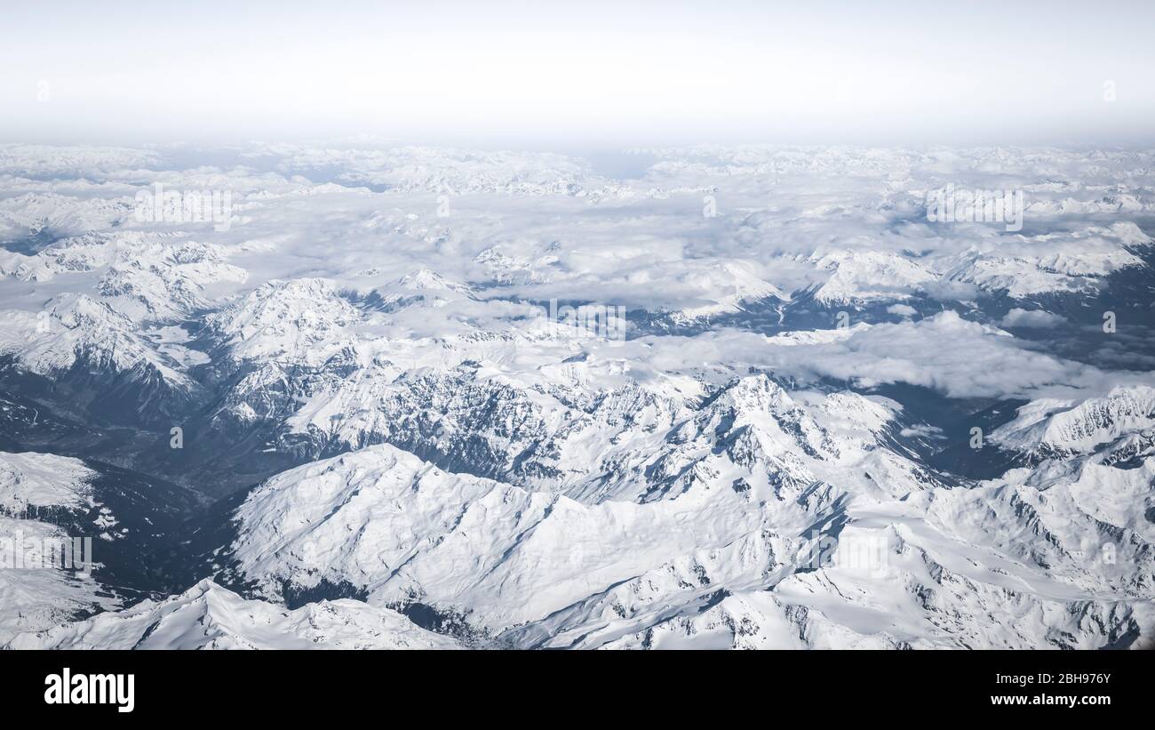 Blick über die französischen Alpen im Winter, Frankreich Stockfoto