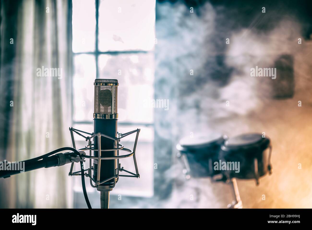 Nahaufnahme eines Mikrofons in einem Studio Stockfoto