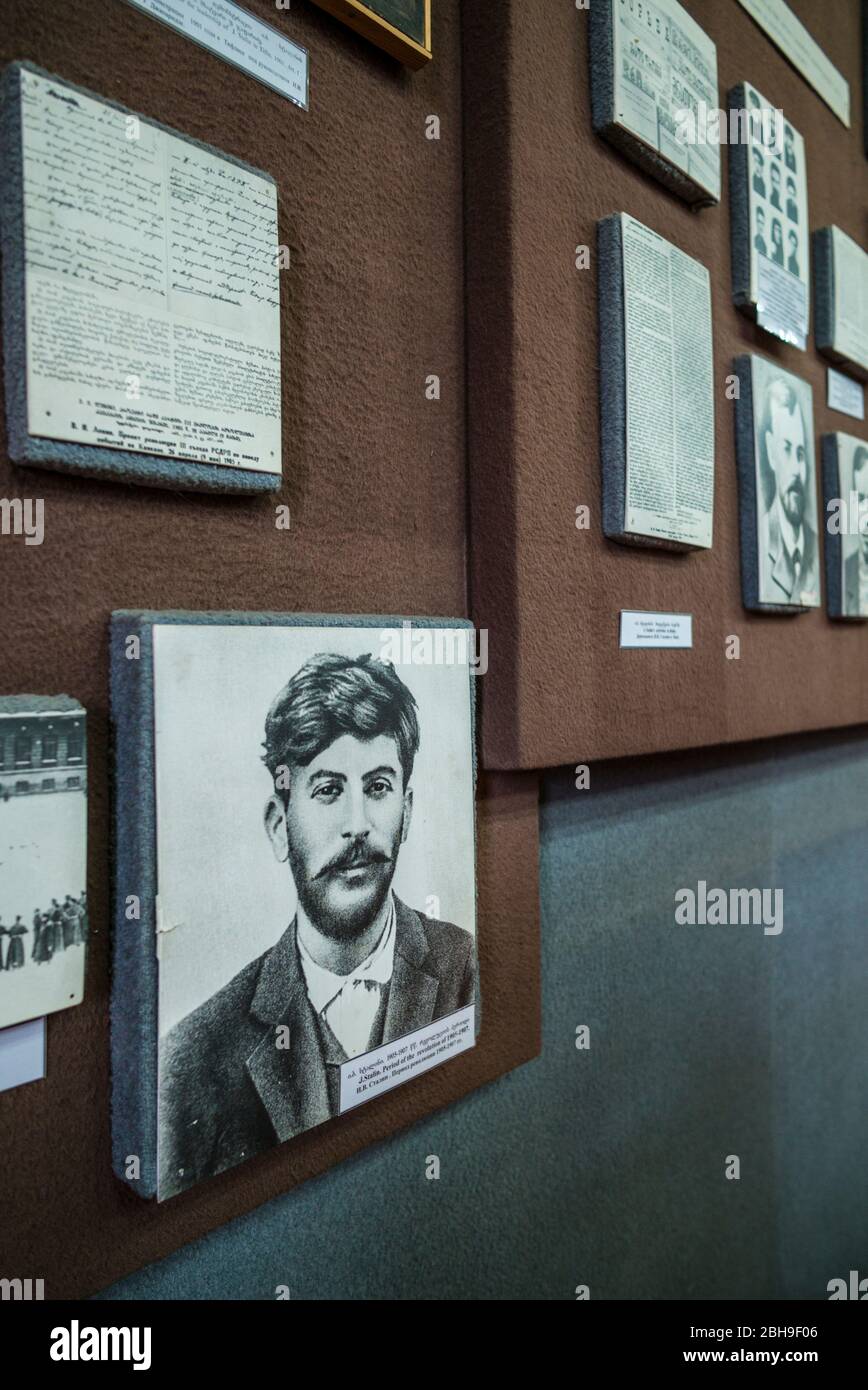 Georgien, Gori, Stalin Museum gewidmet dem ehemaligen sowjetischen Diktator Joseph Stalin, Foto des jungen Stalin, keine Freigaben Stockfoto