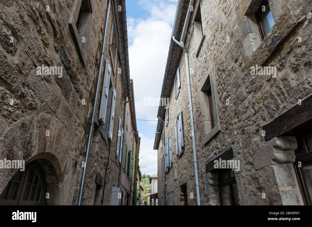Lagrasse Département Aude, Languedoc-Roussillon, Frankreich, Straße in der Altstadt von Lagrasse, ist der Ort eines der 100 schönsten Dörfer in Frankreich Stockfoto