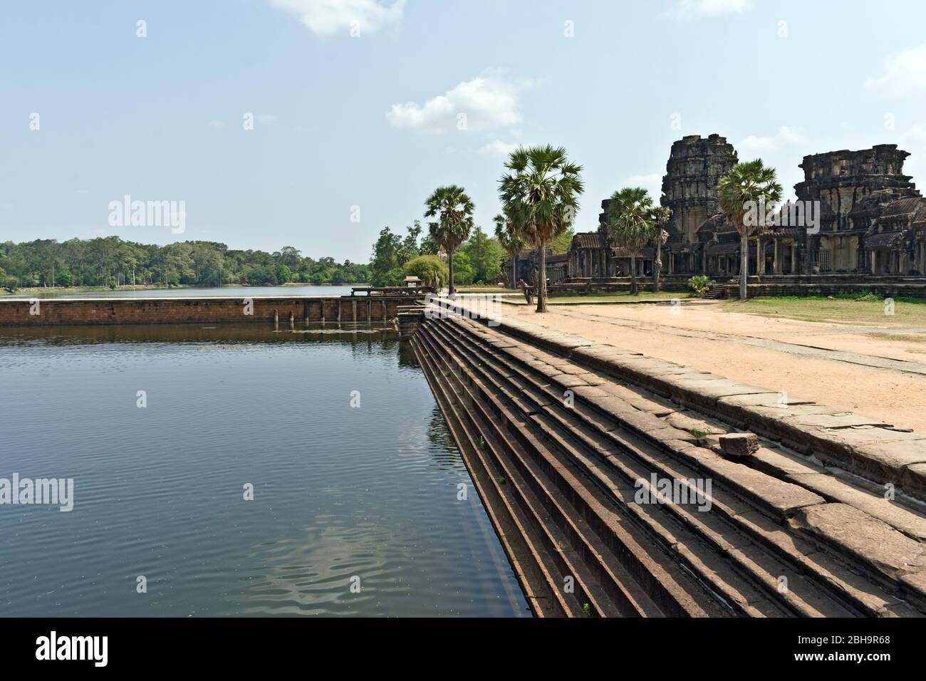 Treppen am Angkor Wat Temple Lake, Kambodscha, Asien (UNESCO) Stockfoto