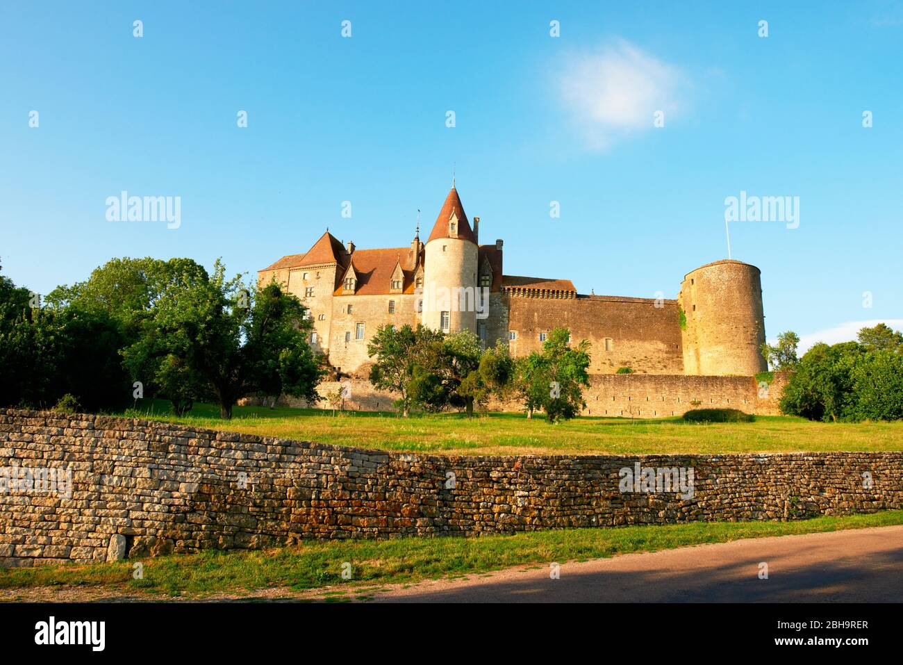 Chateauneuf en Auxois, Bourgogne, Frankreich Stockfoto