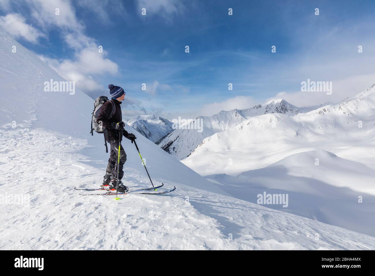 Skibergsteiger an der Pfinner Gabel am nächsten dem Monte Alto, St. Magdalena Gsies / St. Maddalena Casies, Bozen, Südtirol, Italien Stockfoto