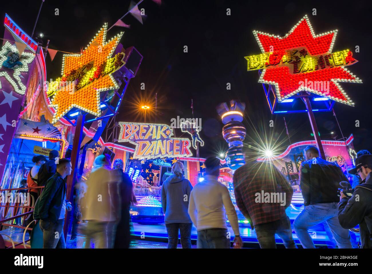 Frankfurt am Main, Hessen, Deutschland, Fahrgeschäft Break Dancer auf der Frankfurter Frühjahrs Dippemess Stockfoto