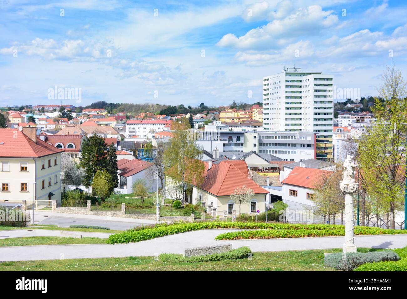 Mattersburg: Innenstadt, Blick von der St. Martin Kirche in Neusiedler See (Neusiedler See), Burgenland, Österreich Stockfoto