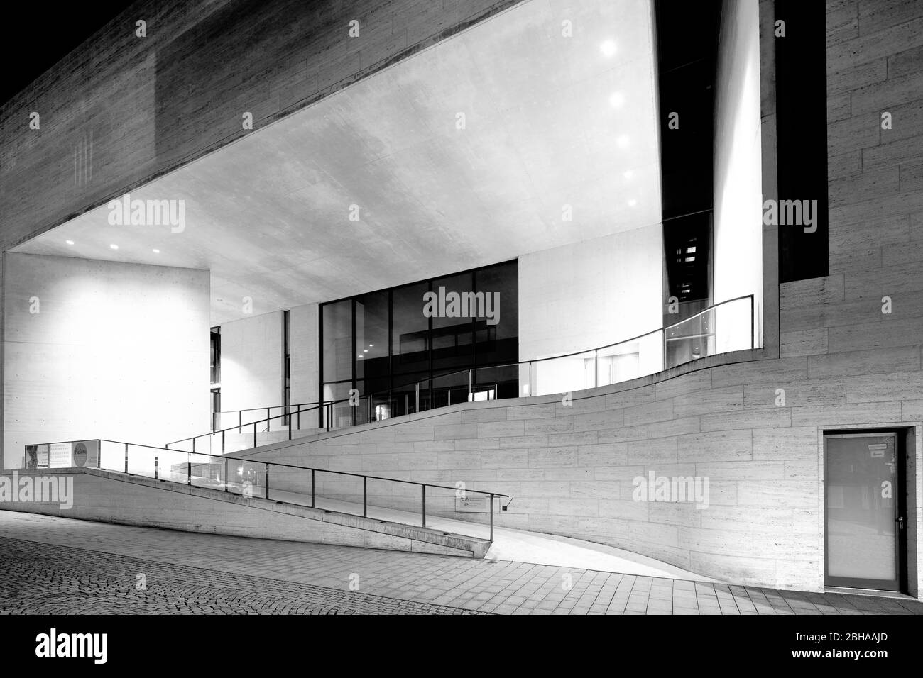 Museum, Georg Schäfer, Fassade, Architektur, Blaue Stunde, Schweinfurt, Franken, Bayern, Deutschland, Europa Stockfoto