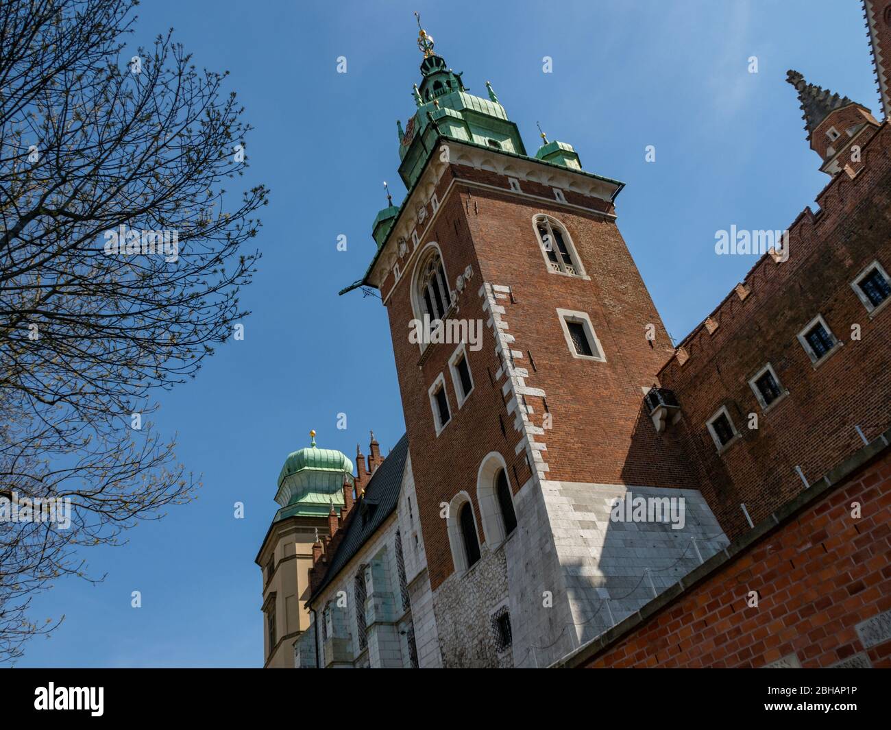 Türme des Wawel Castle, vorbei an königlichen Residenz in Krakau. Polen Stockfoto