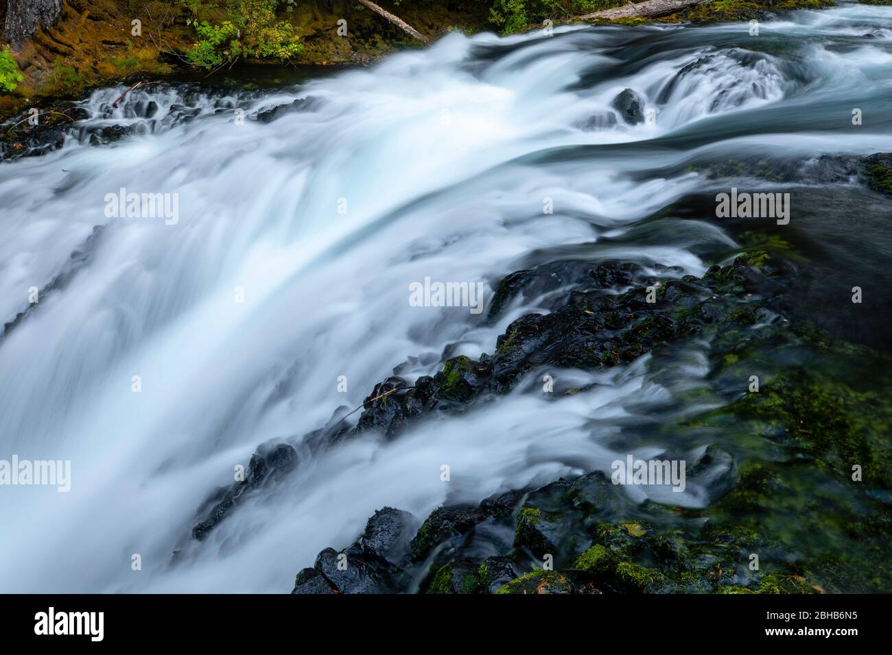 Nahaufnahme von fließendem Wasser, Portland, Oregon, USA Stockfoto
