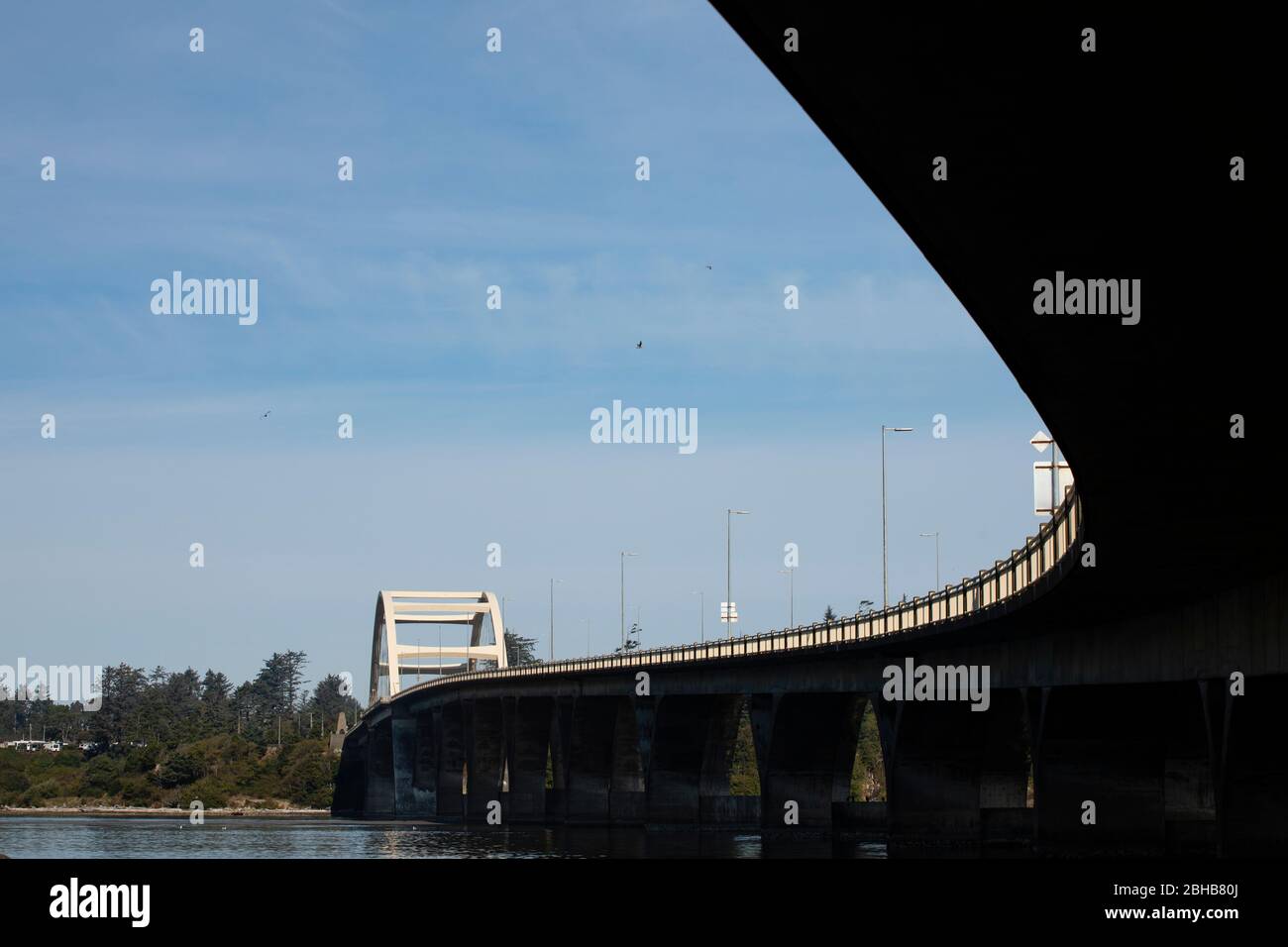 Niedrige Winkelansicht der Oregon City Bridge, Oregon, USA Stockfoto