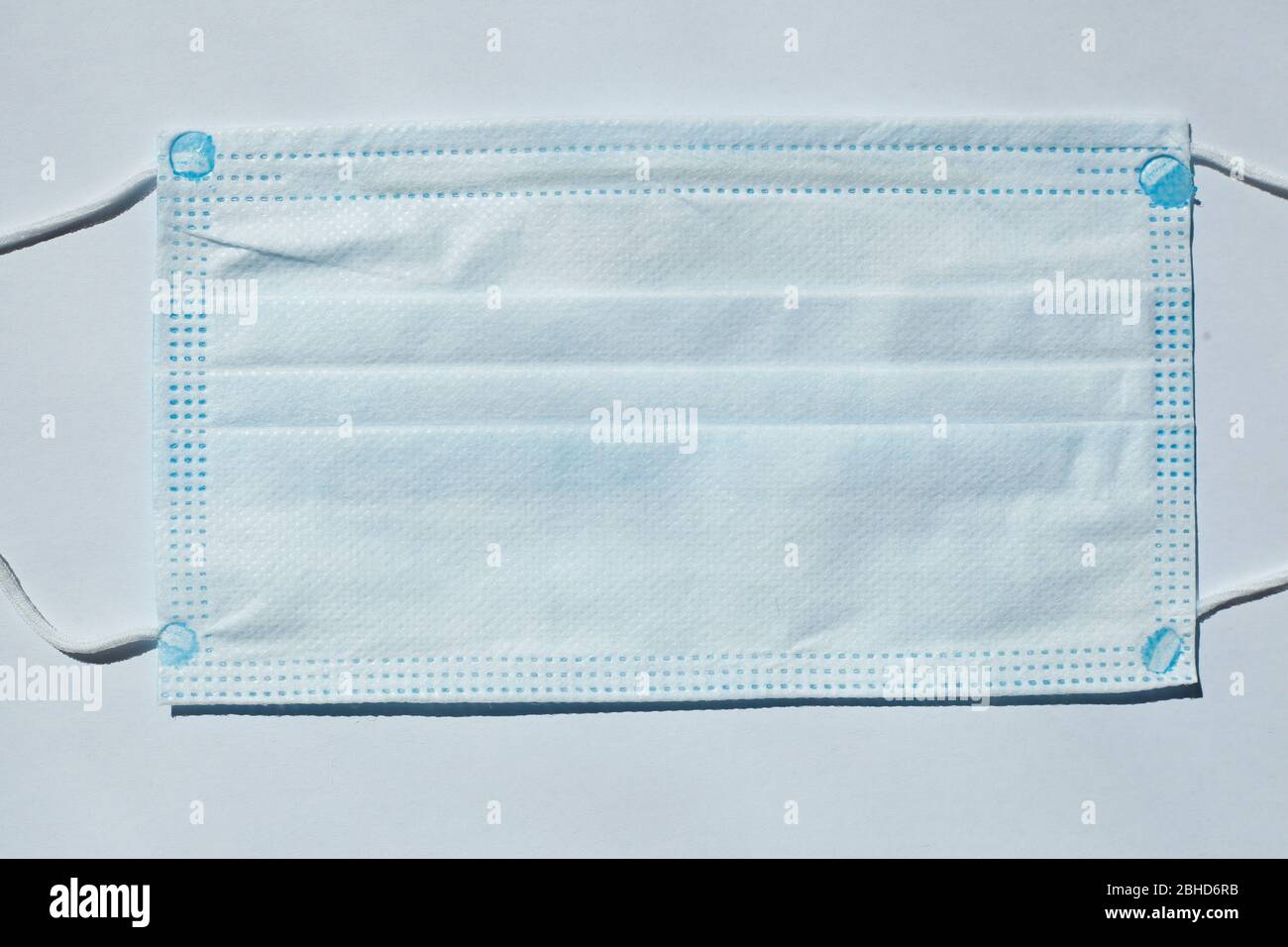 Atemschutzmaske, weisser Hintergrund, Deutschland, Europa Stockfoto