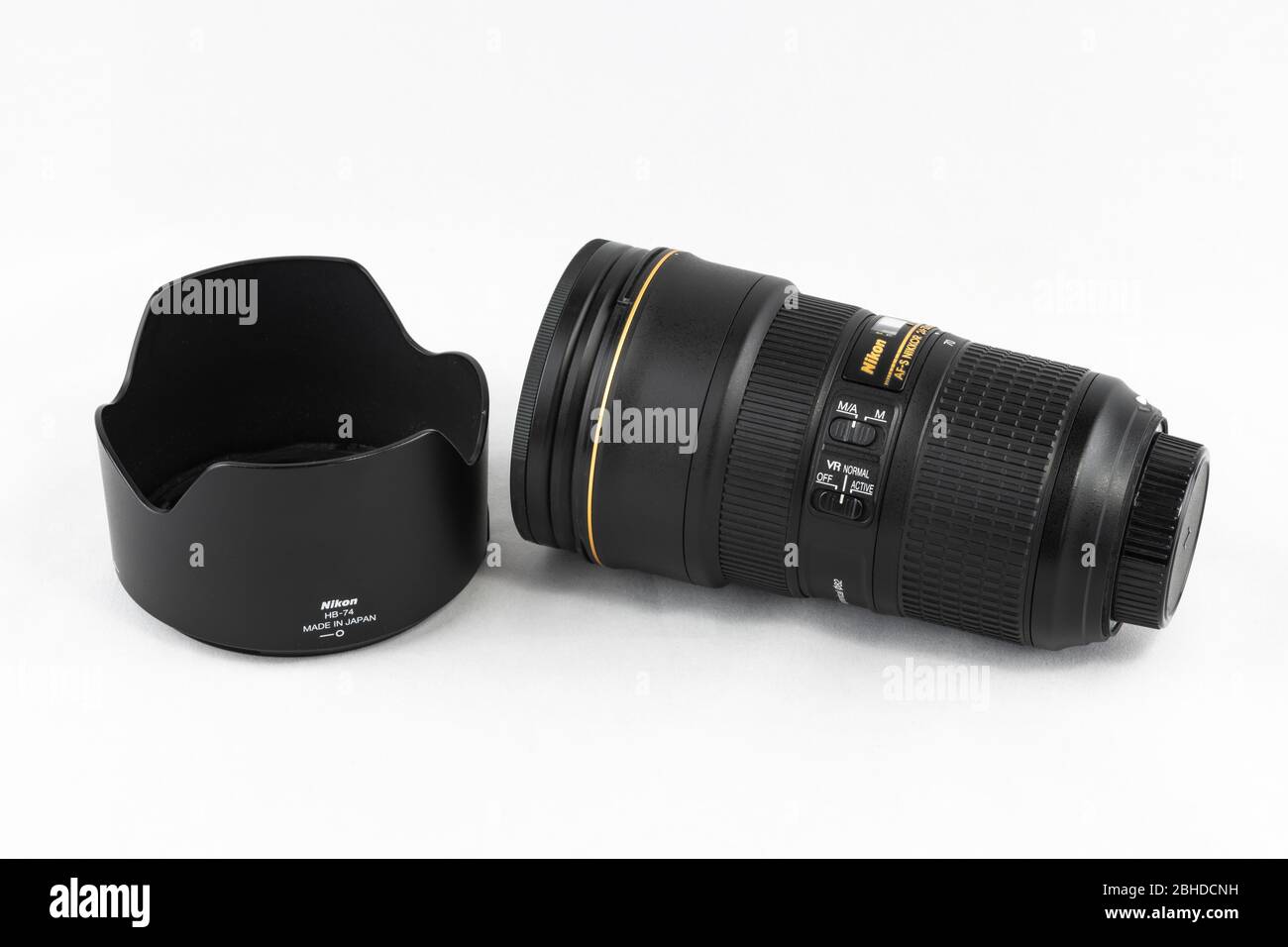 Nikon 24mm - 70mm Zoomobjektiv für DSLR-Kamera Stockfoto