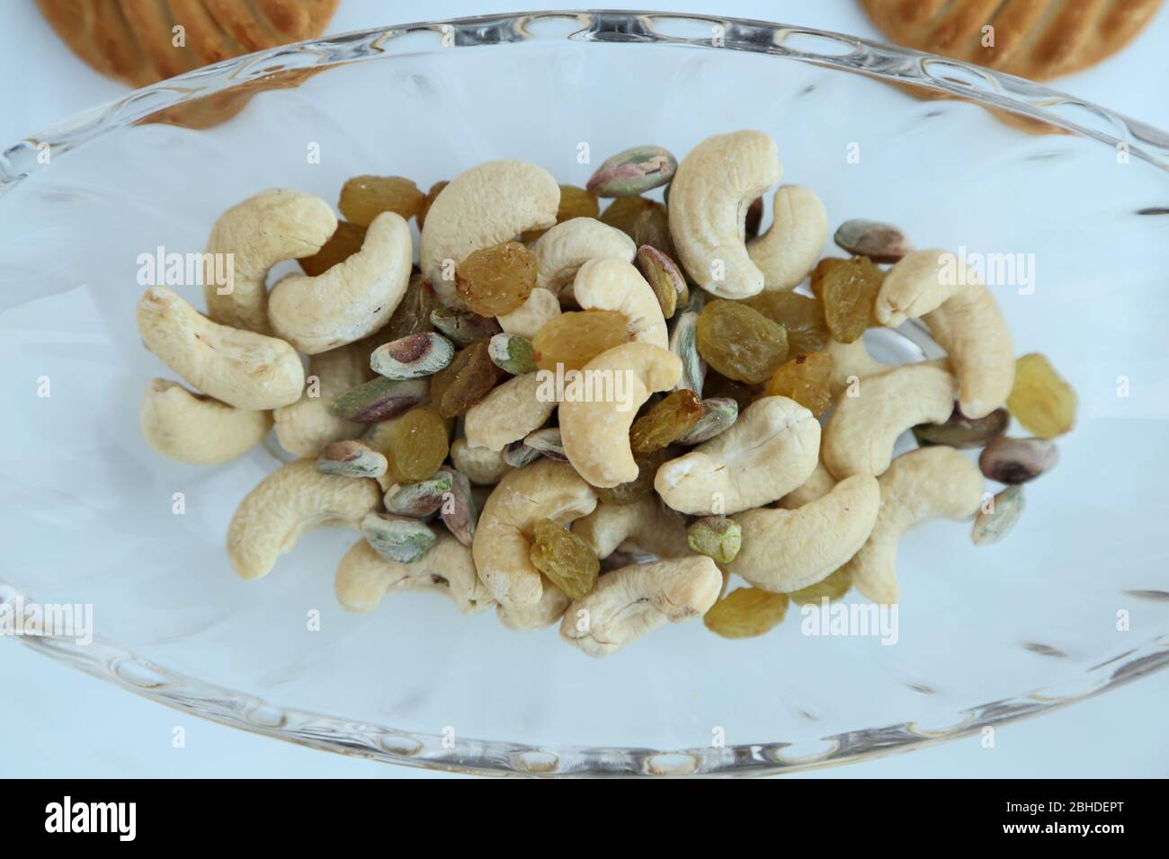 Köstliche und gesunde gemischte Trockenfrüchte, Nüsse und Samen Stockfoto