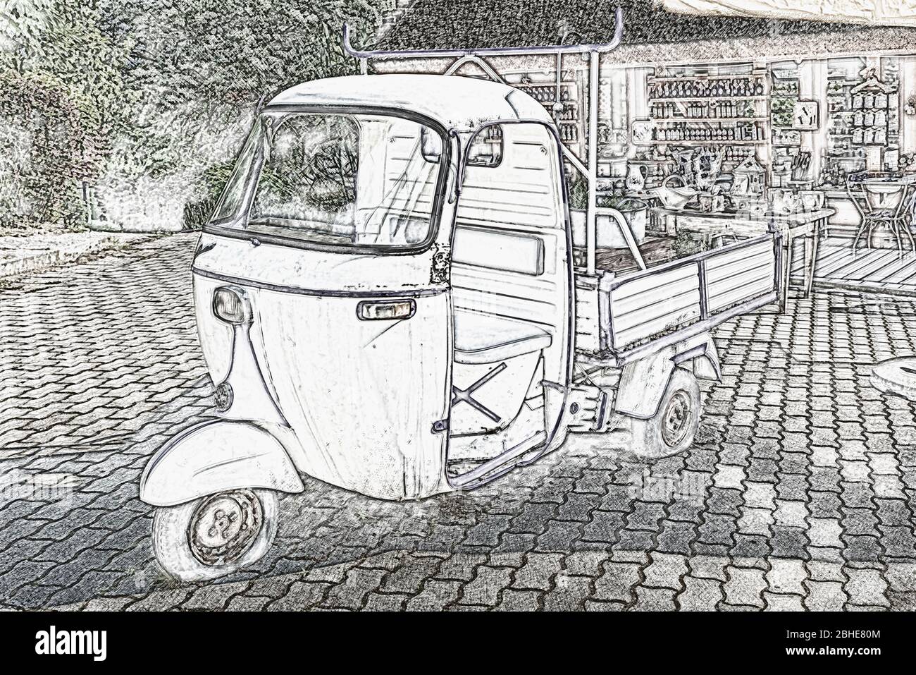Das alte leichte Nutzfahrzeug Piaggio Ape ist Teil der Dekoration eines Ladens, der Lavendelprodukte verkauft, Tihany, Ungarn, Europa Stockfoto