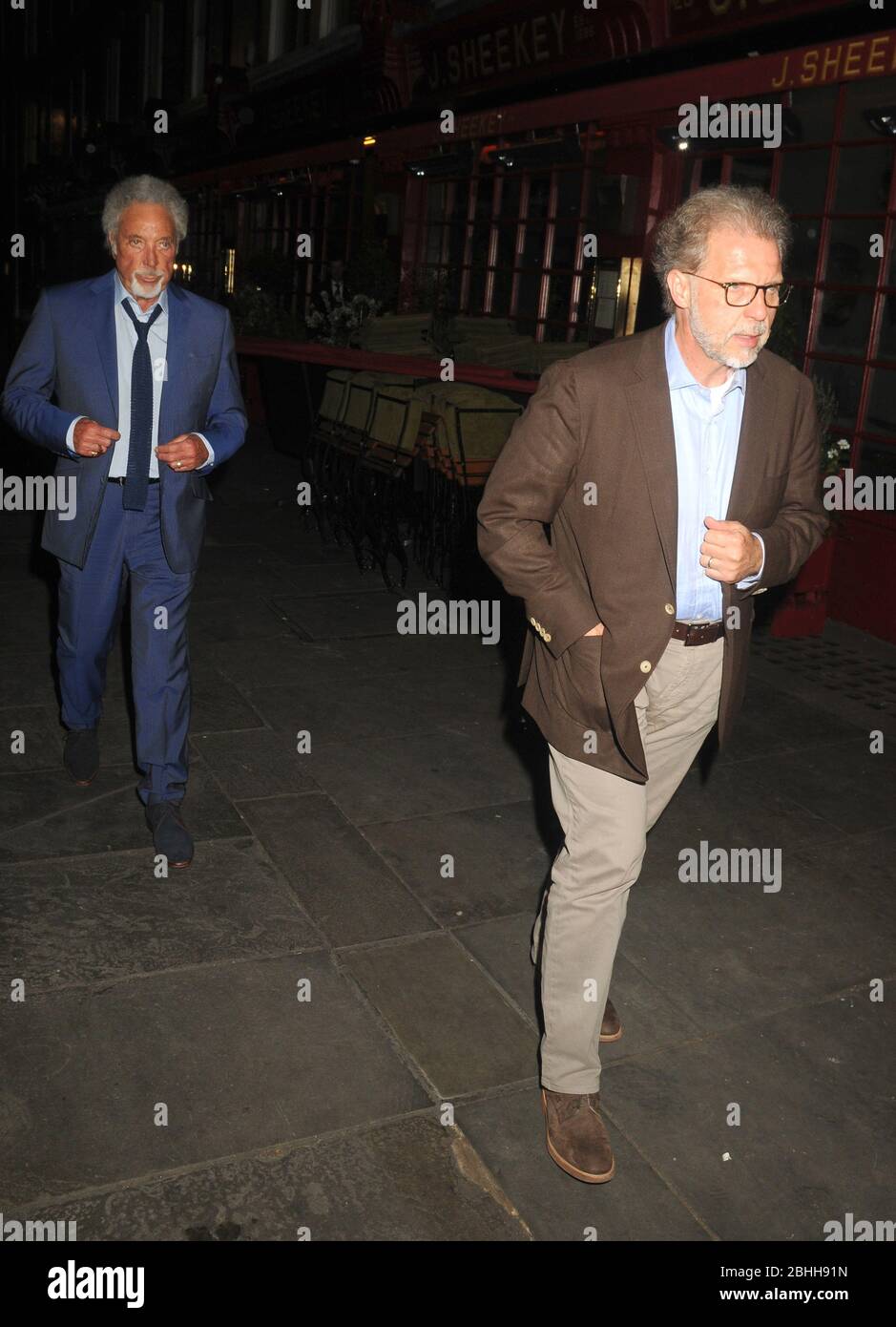 Tom Jones Son Mark Woodward Stockfotos Und Bilder Kaufen Alamy