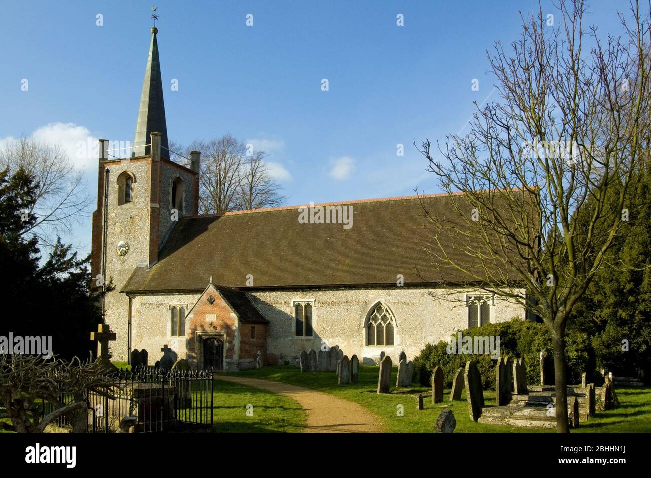 Die Pfarrkirche von Saint Andrew's im Hampshire Dorf Sherborne St John in der Nähe Basingstoke. Stockfoto