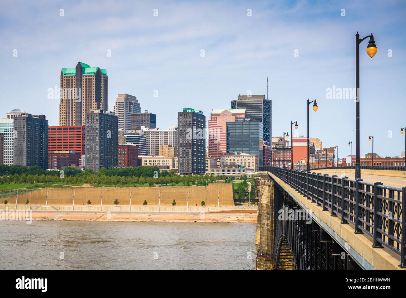 St. Louis, Missouri, USA Downtown City Skyline am Mississippi River. Stockfoto