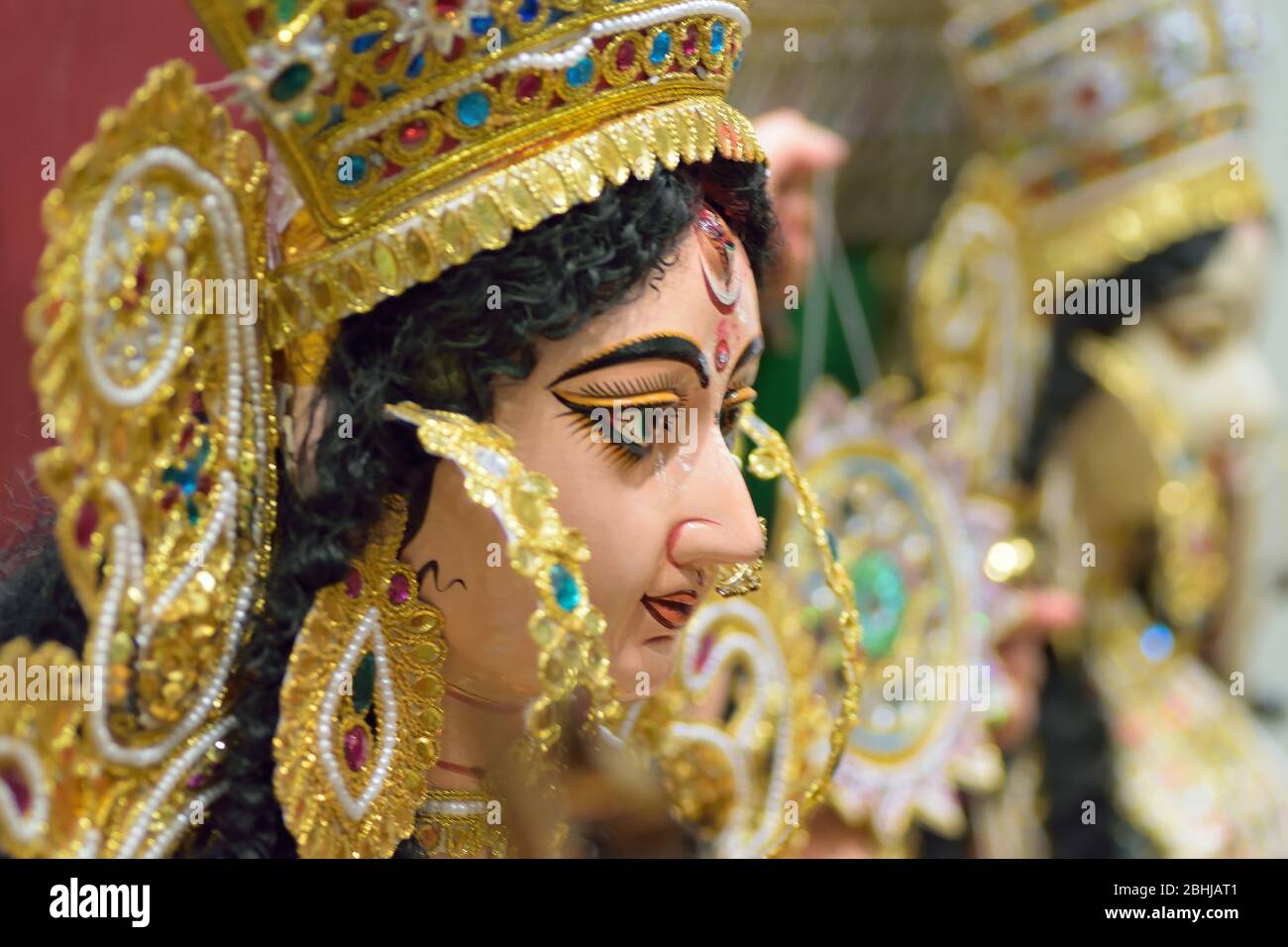 Idol der hinduistischen Göttin Durga während des Durga Puja Festivals in Indien Stockfoto