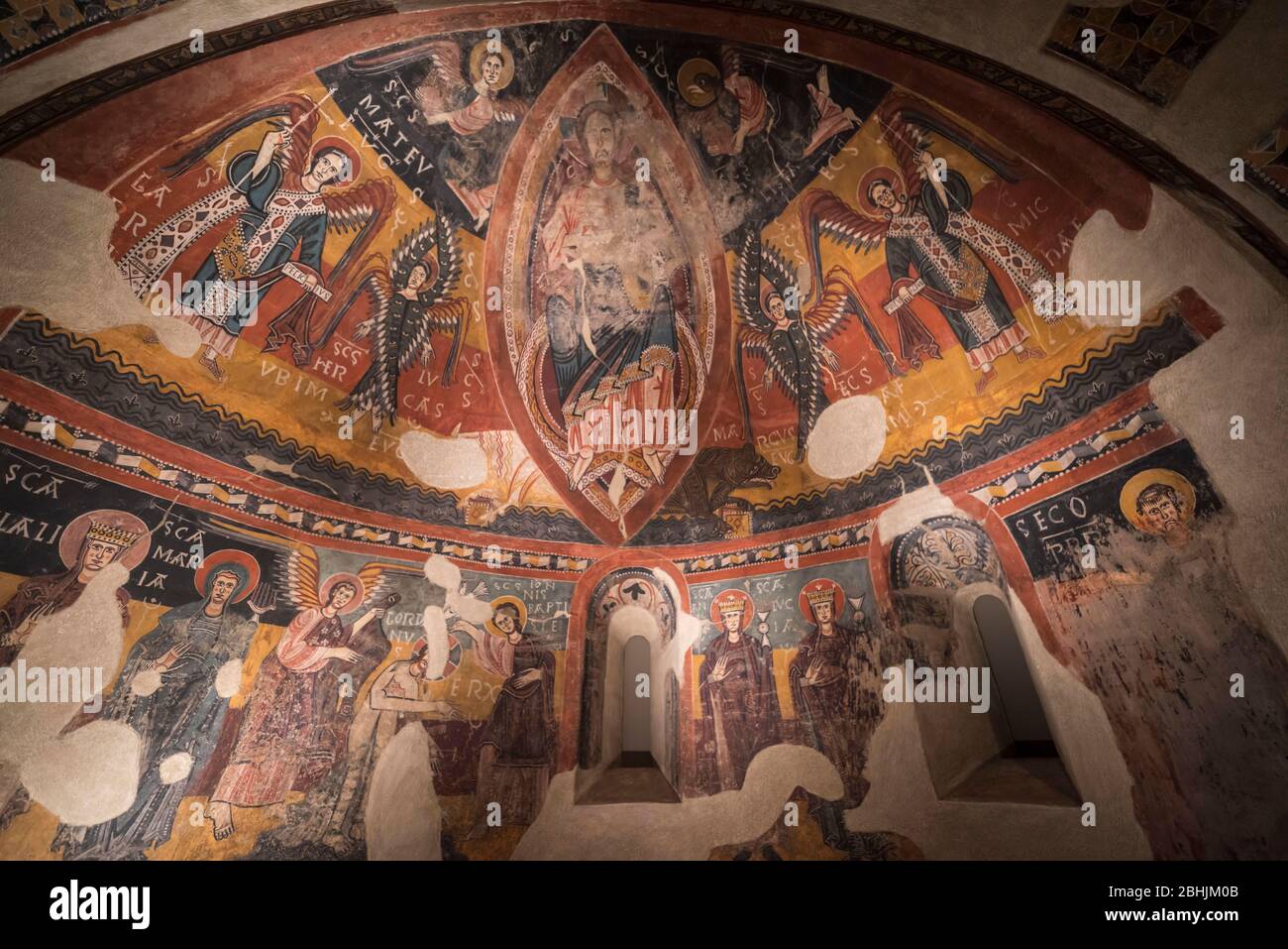 Romanische Kunst in das nationale Kunstmuseum von Katalonien, Barcrelona, Apsis von Estaon (Mitte des 12. Jahrhunderts). Stockfoto