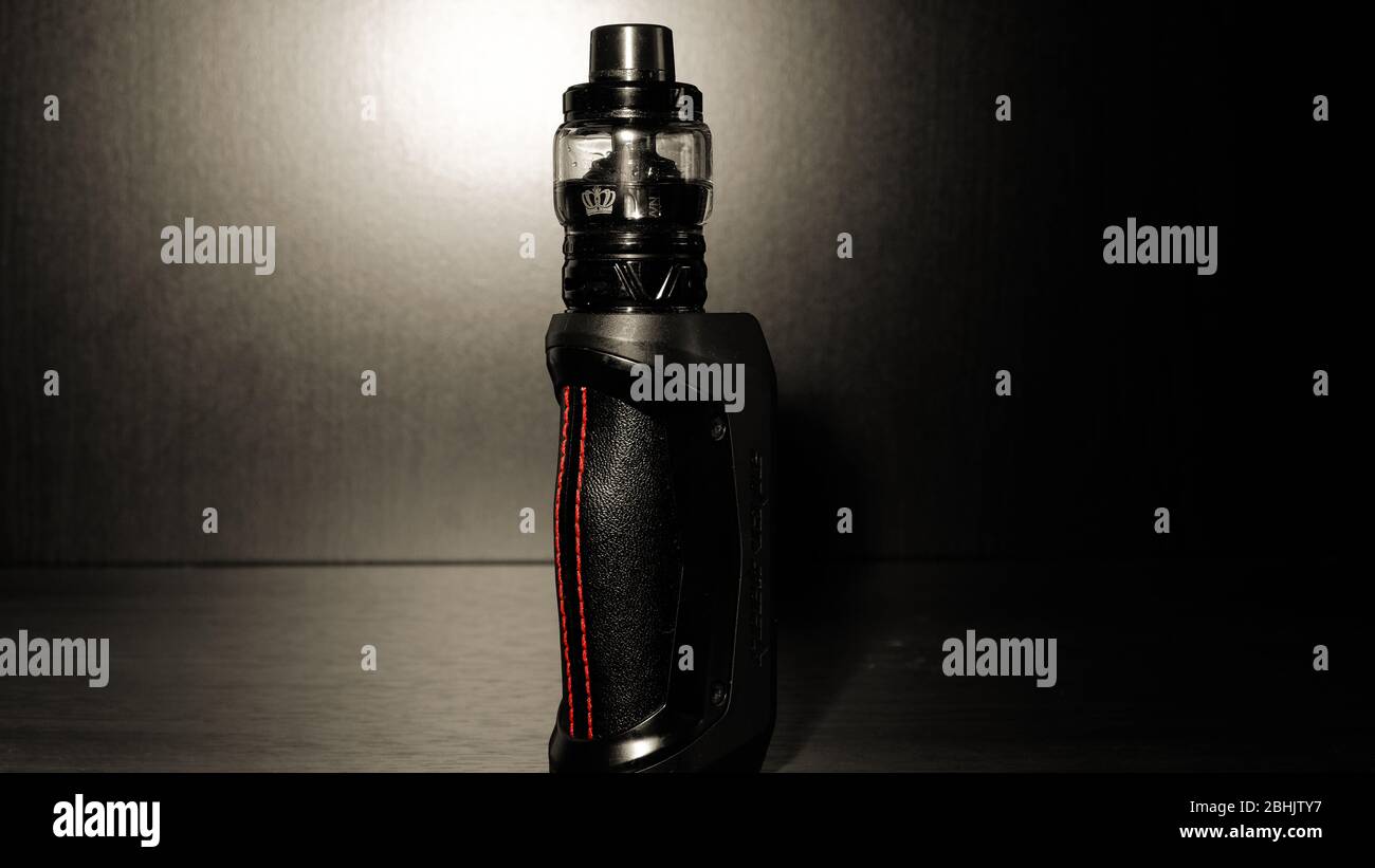 vape auf tisch Buy low priced vaporizer accessories | Black Leaf main image 0