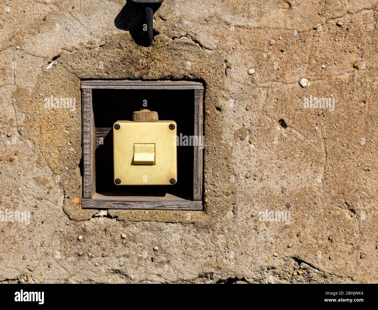 Zeit für den Lichtschalter Stockfoto