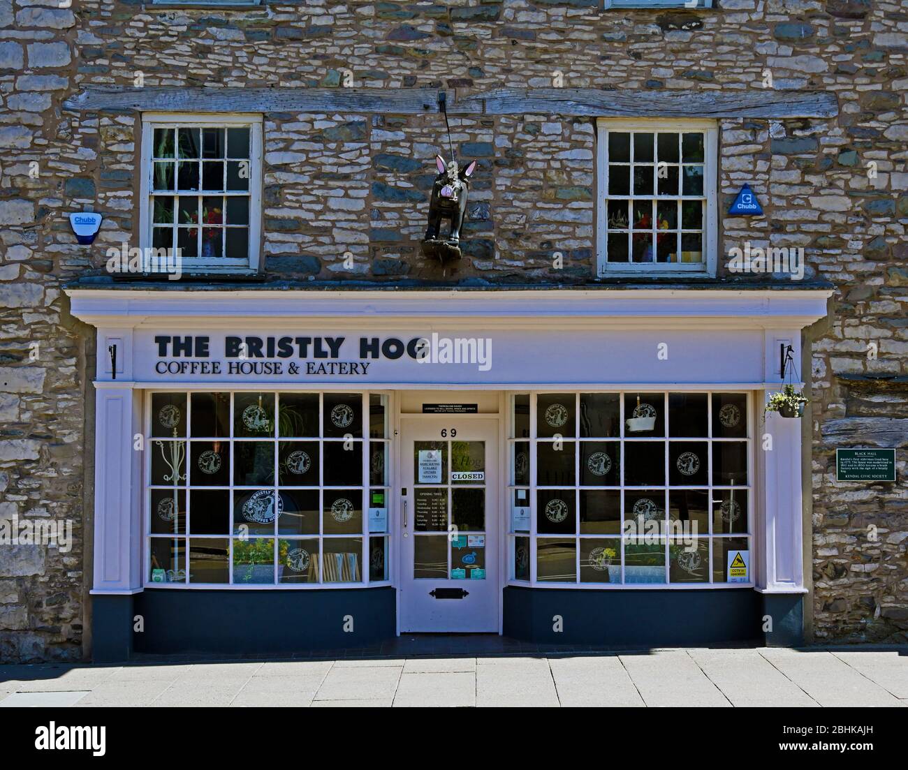 Das struppige Hog Coffee House und Eatery. Black Hall, 69 Stricklandgate, Kendal, Cumbria, England, Großbritannien, Europa. Stockfoto