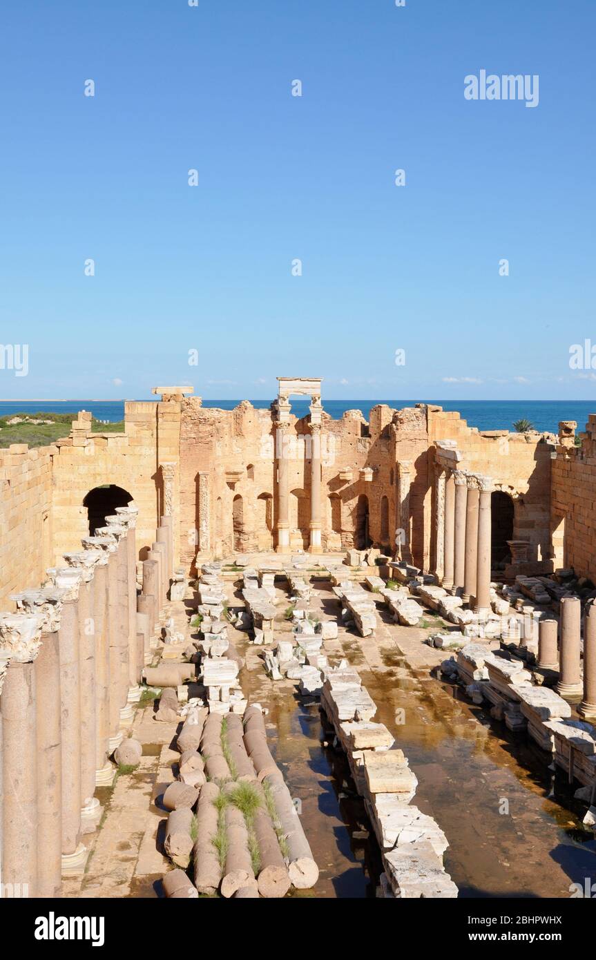 Leptis Magna in Khoms, Libyen. Eine der am besten erhaltenen römischen Stätten im Mittelmeer. Stockfoto