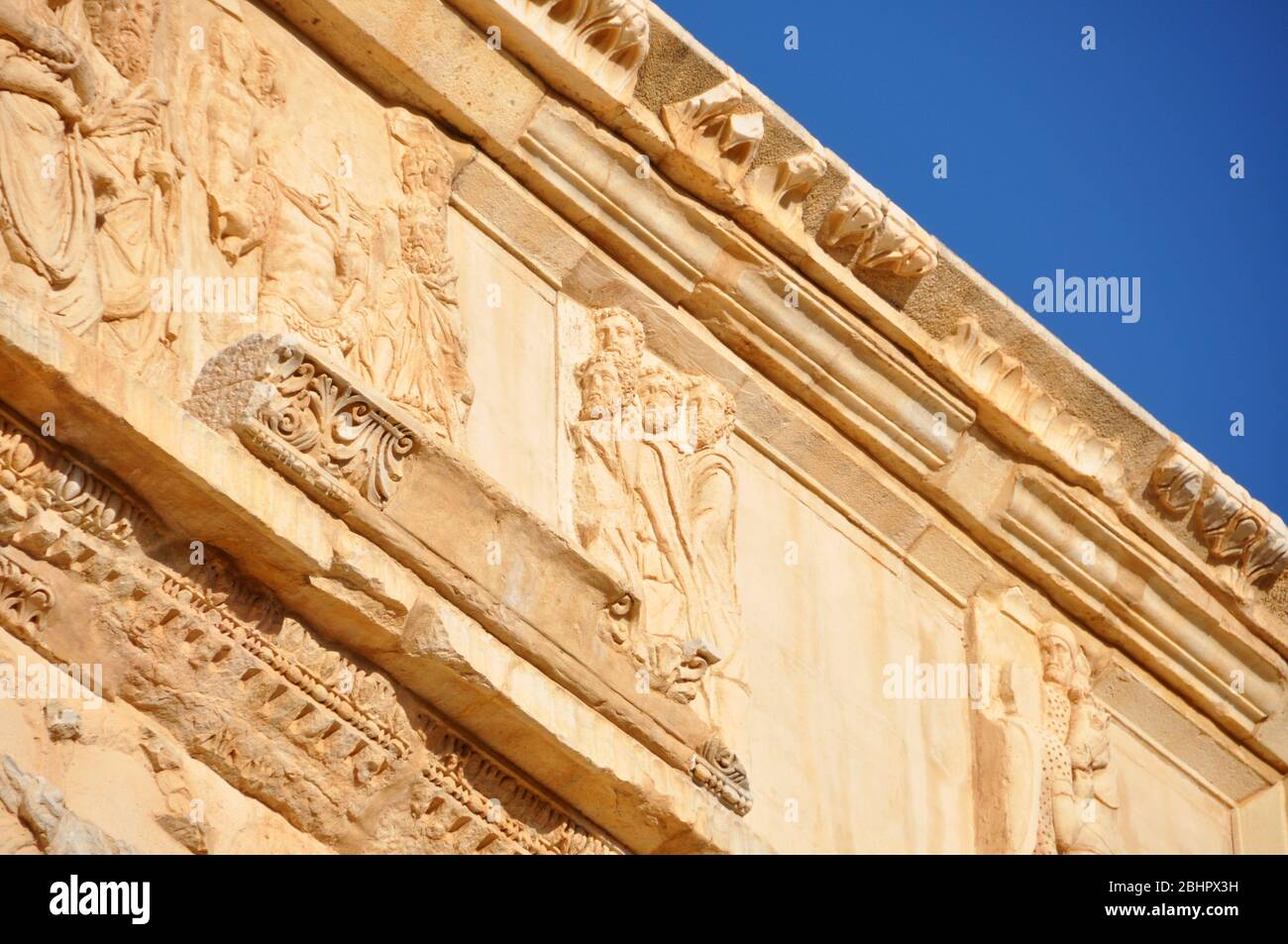 Leptis Magna in Khoms, Libyen. Eine der am besten erhaltenen römischen Stätten im Mittelmeer. Stockfoto