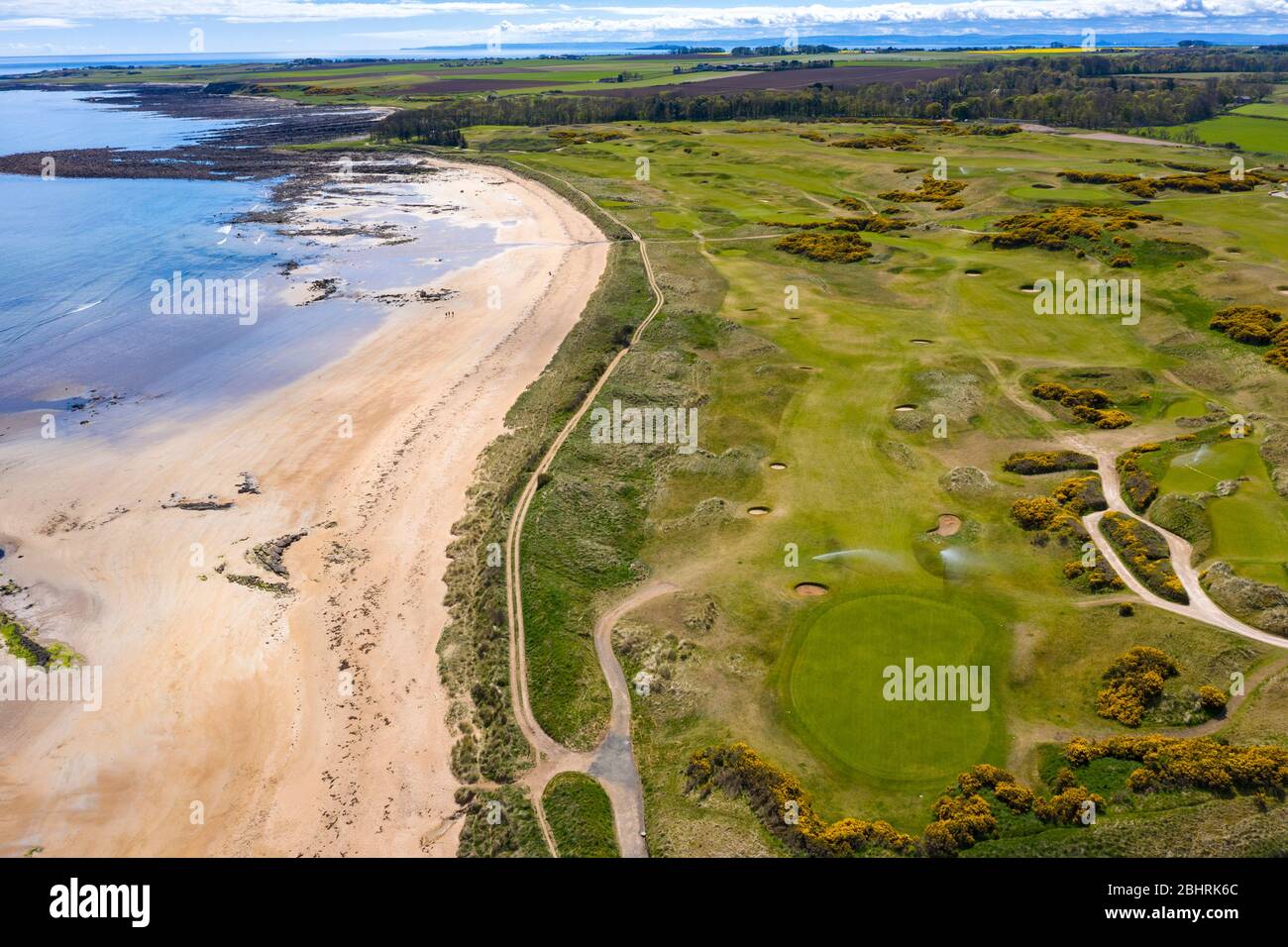 Luftaufnahme des Golfplatzes Kingsbarns Golf Links in Fife, Schottland, Großbritannien Stockfoto