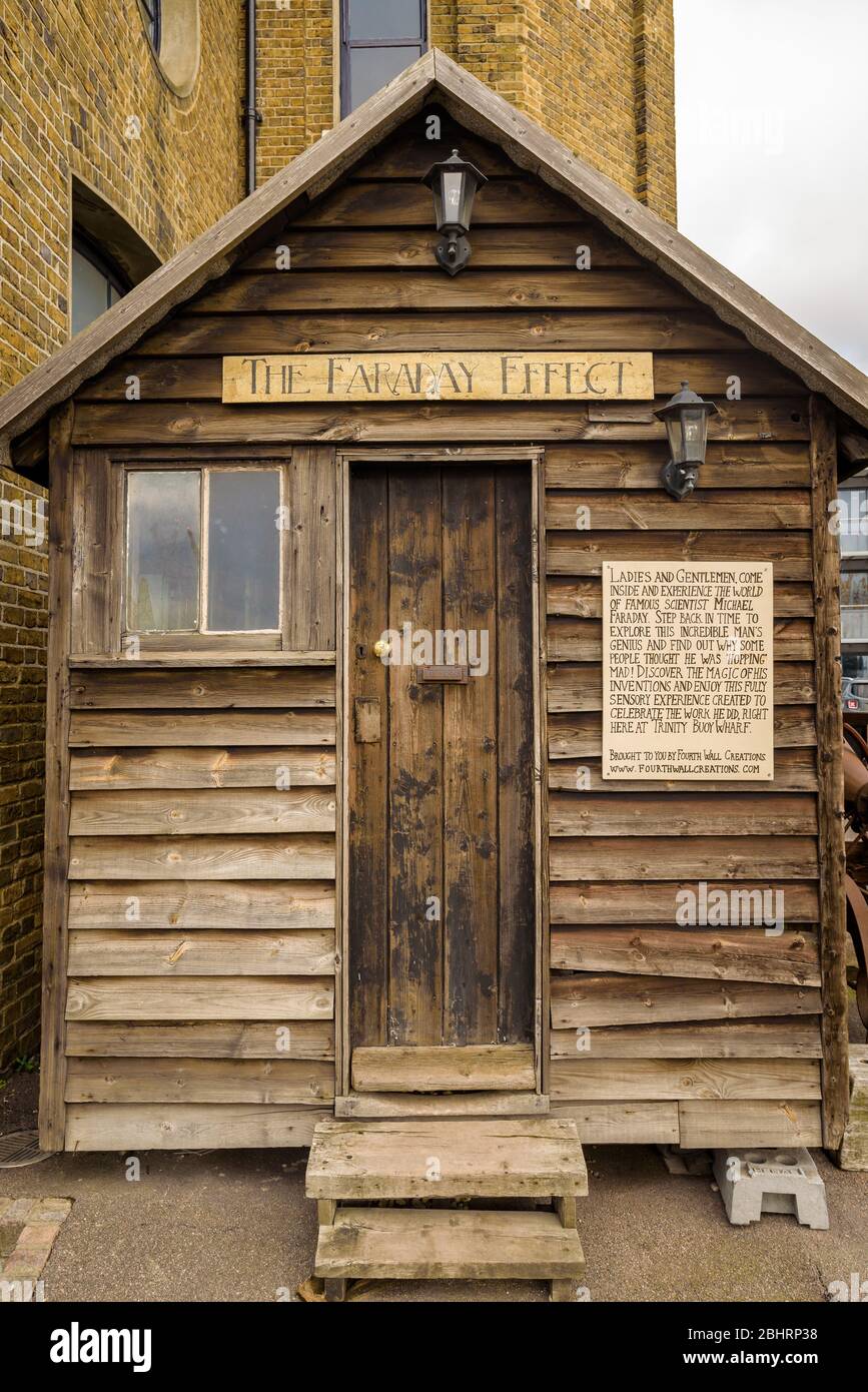 The Faraday Effect, permanente Installation von Fourth Wall Creations in Trinity Booy Wharf, Leamouth. Es ist eines der kleinsten Museen Londons. Stockfoto