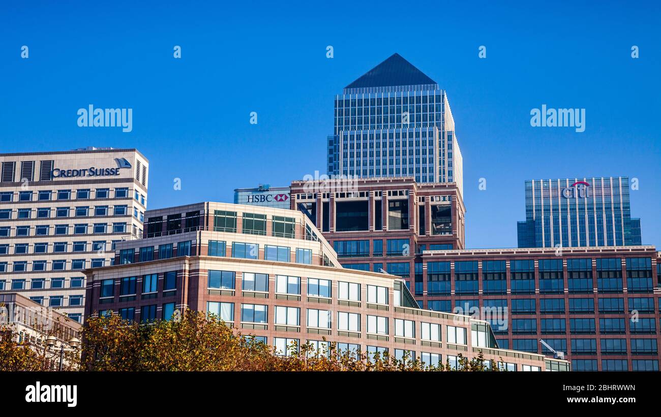 Finanzgebäude in den Docklands in London, England Stockfoto