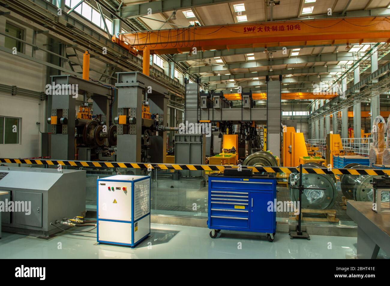 Changchun, Jilin Provinz / China - 11. Juli 2015: Produktionshalle von CRRC Changchun Railway Vehicles Co. Ltd, führender chinesischer Hersteller von High-sp Stockfoto