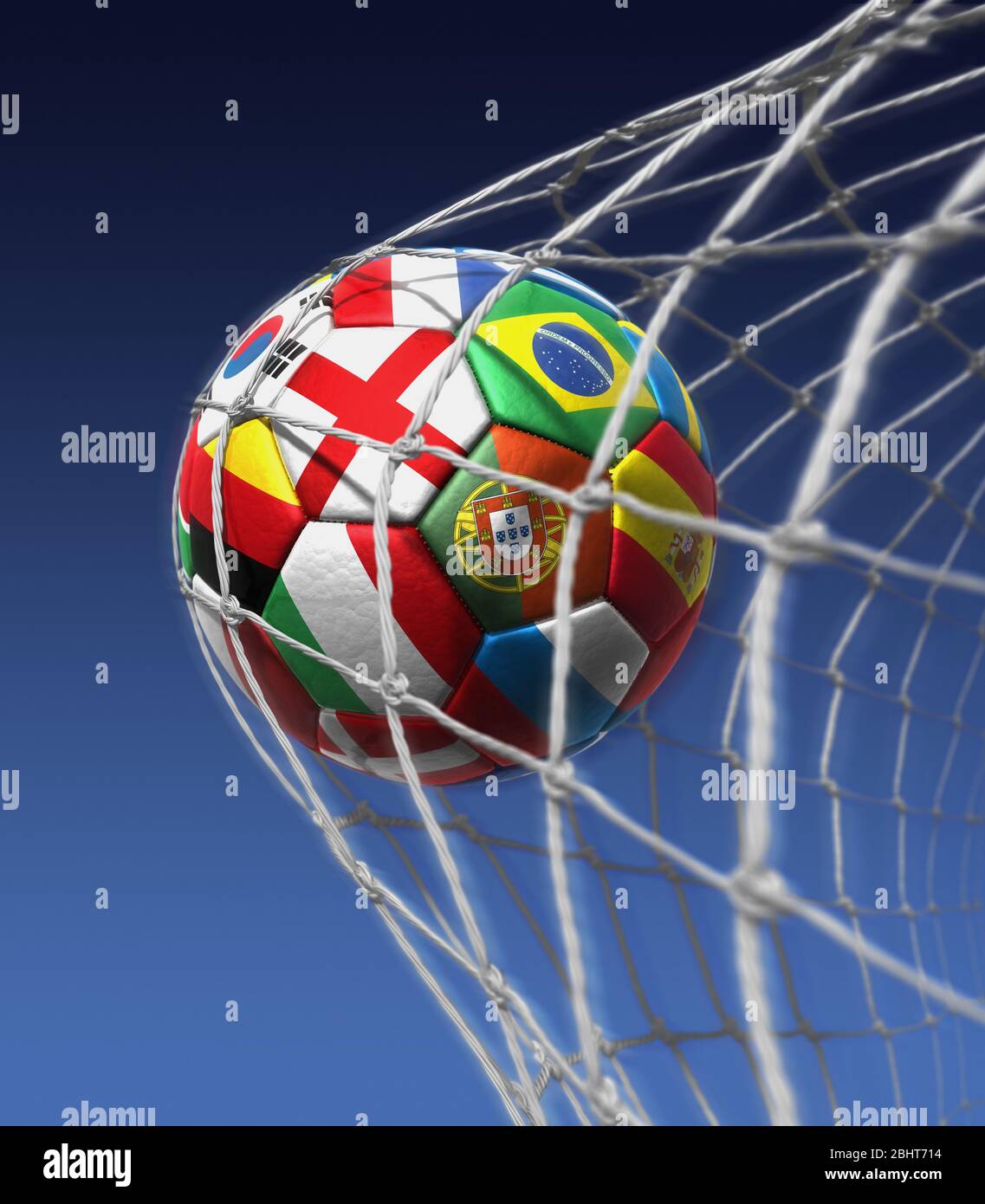 Ziel. Fußball im hinteren Teil des Netzes. Gewinnen, Fußball. Erfolgreich. International, Weltmeisterschaft, uefa Stockfoto