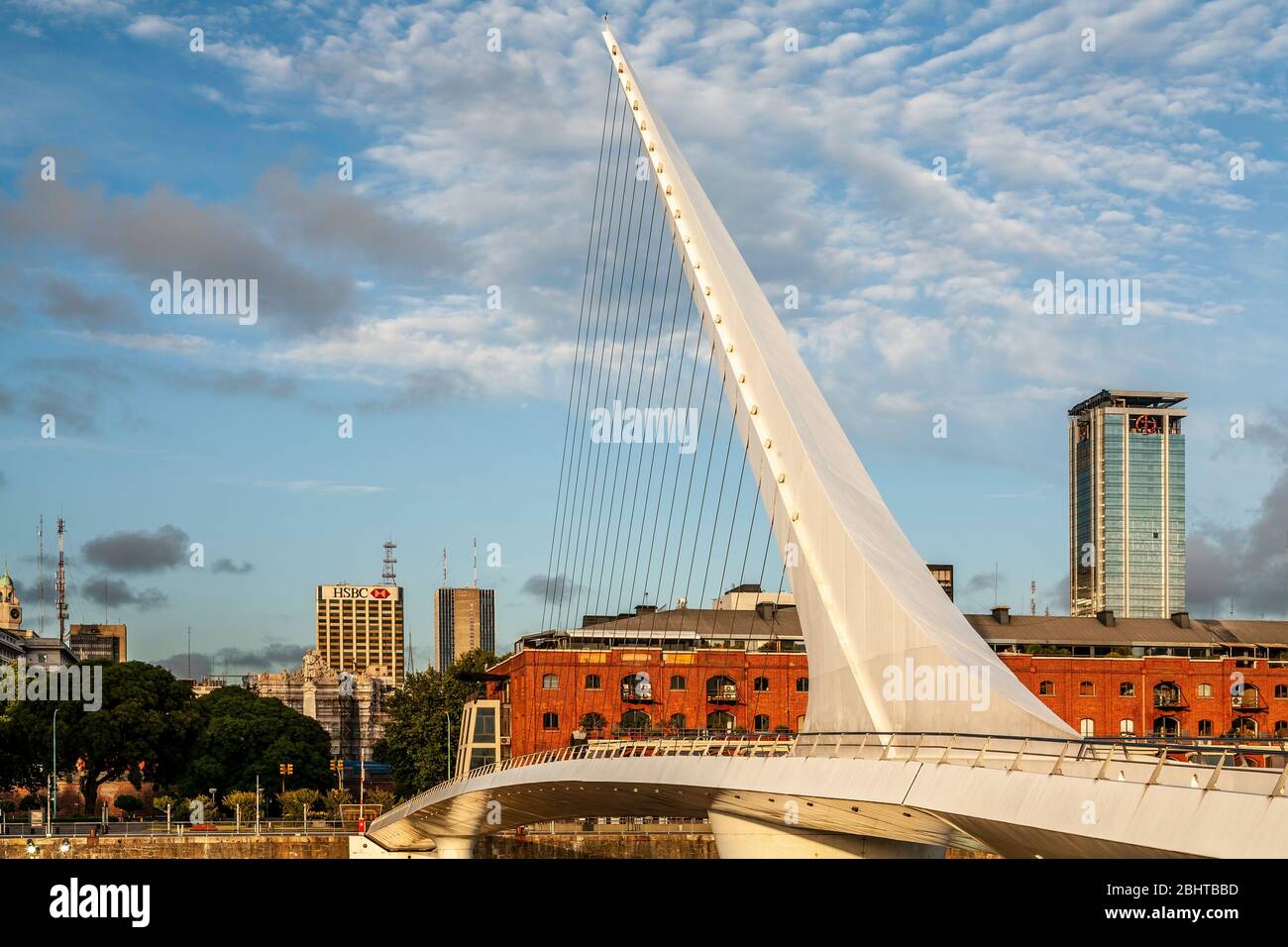 Puente de la Mujer (Architekt Santiago Calatrava), Puerto Madero, Buenos Aires, Argentinien Stockfoto