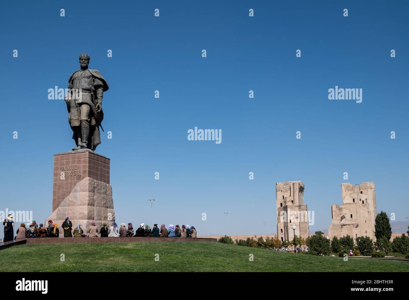 Statue von Amir Temur vor dem AK-Saray Palast, Shahrisabz, Usbekistan Stockfoto