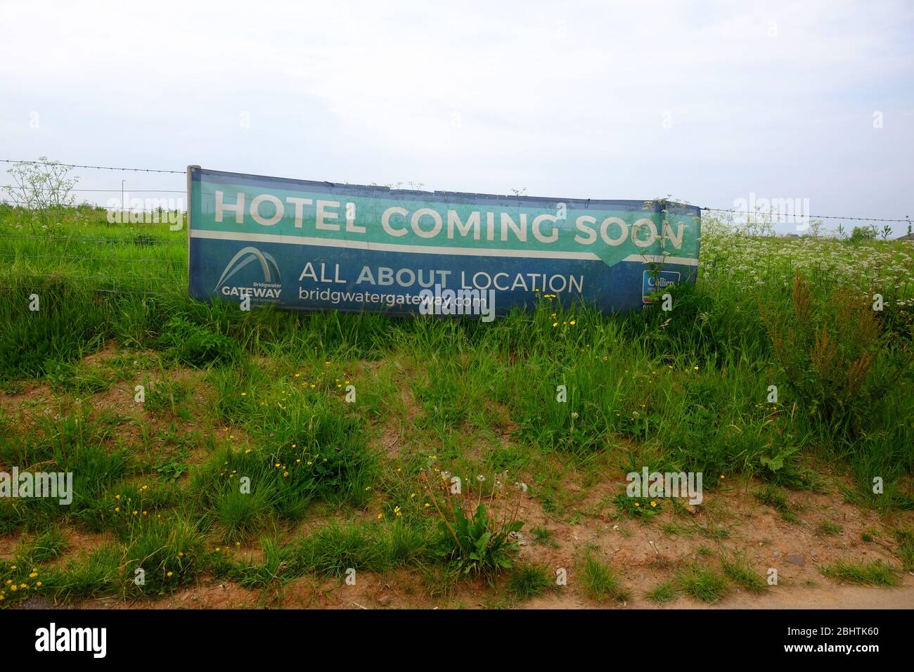 April 2020 - Neues Hotelbanner in Bridgwater, Somerset, Großbritannien Stockfoto