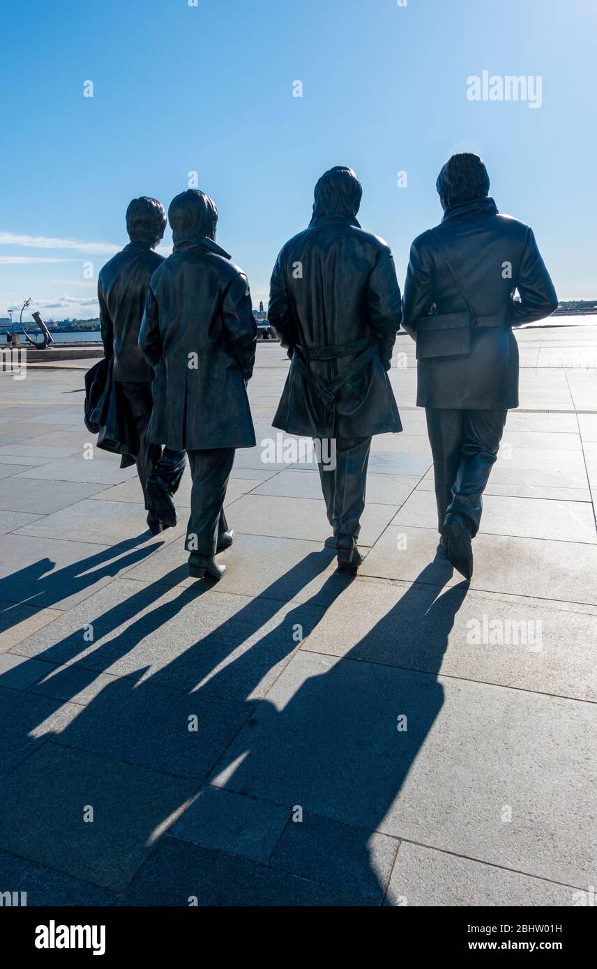 Die Beatles-Statue am Pier Head in Liverpool Stockfoto