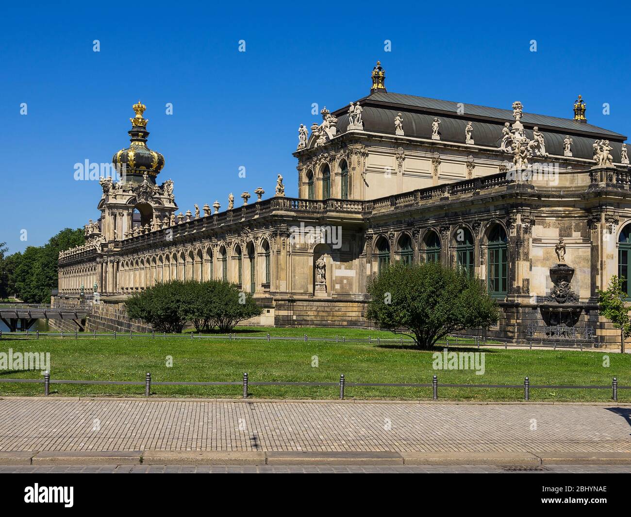 Der Zwinger mit dem Kronentor Tor in der Stadt Dresden, Sachsen, Deutschland. Stockfoto