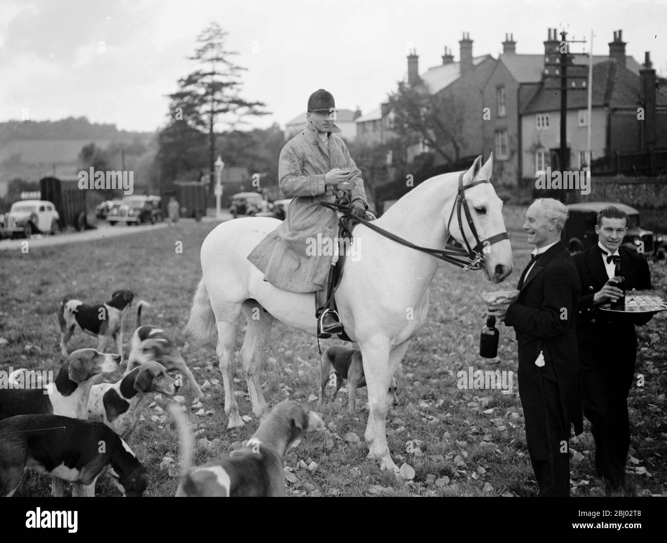 R A Draghunt . Kapitän Bolton mit den Hunden . - 25. Oktober 1937 Stockfoto