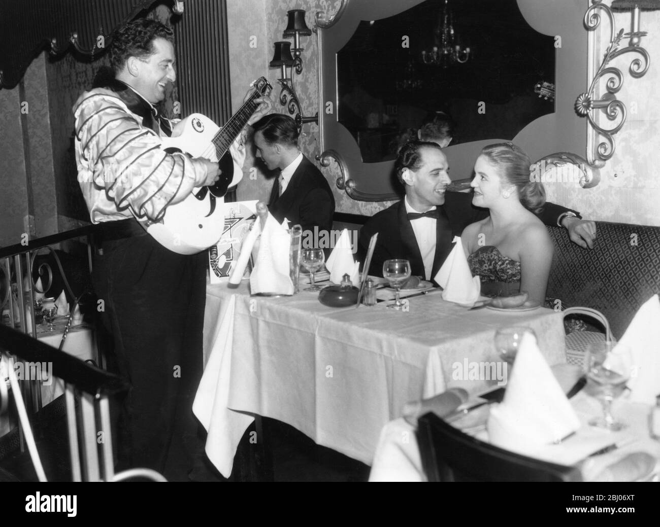 London. Soho. Club & Restaurant im Quartier Latin. 1958 Stockfoto