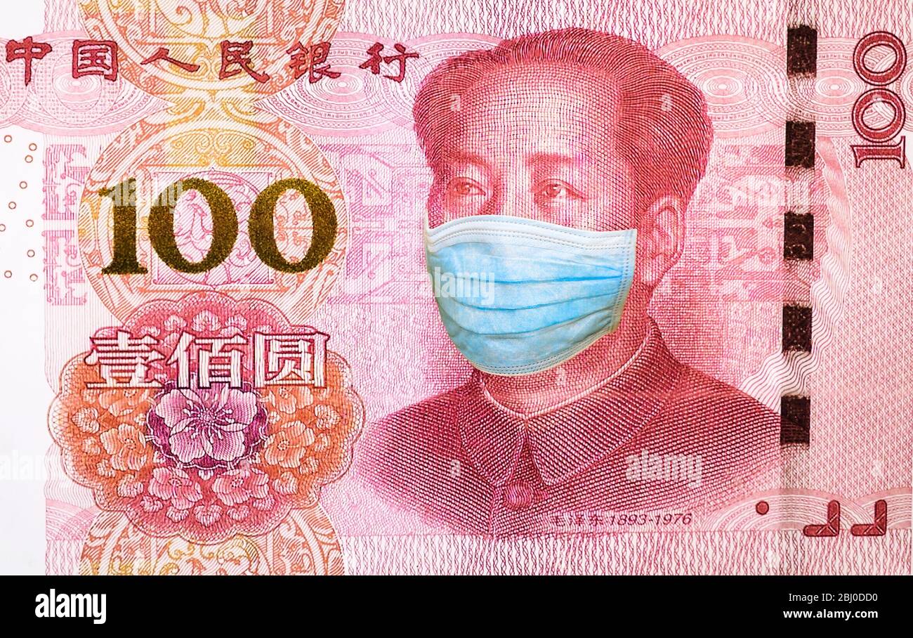 Chirurgische Maske von Mao Tse-tung auf 100 chinesischen Yuan Banknote Nahaufnahme. Geschäftskonzept der Covid 19-NCP-Viruspandemie in China. Covid-19 Coronavirus Stockfoto