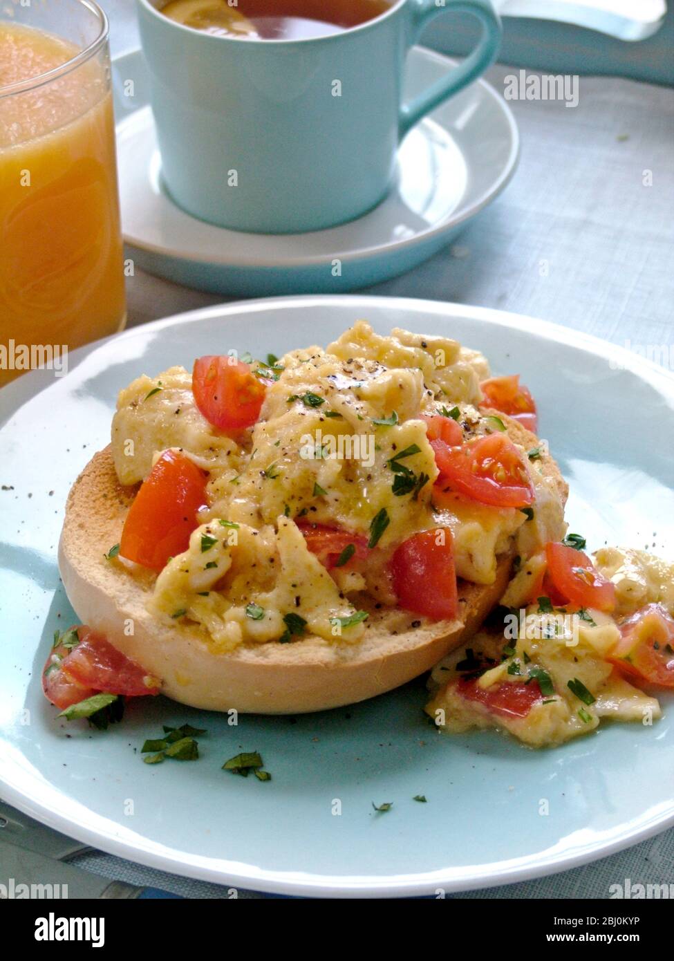 Frühstückstablett für Muttertag - Stockfoto