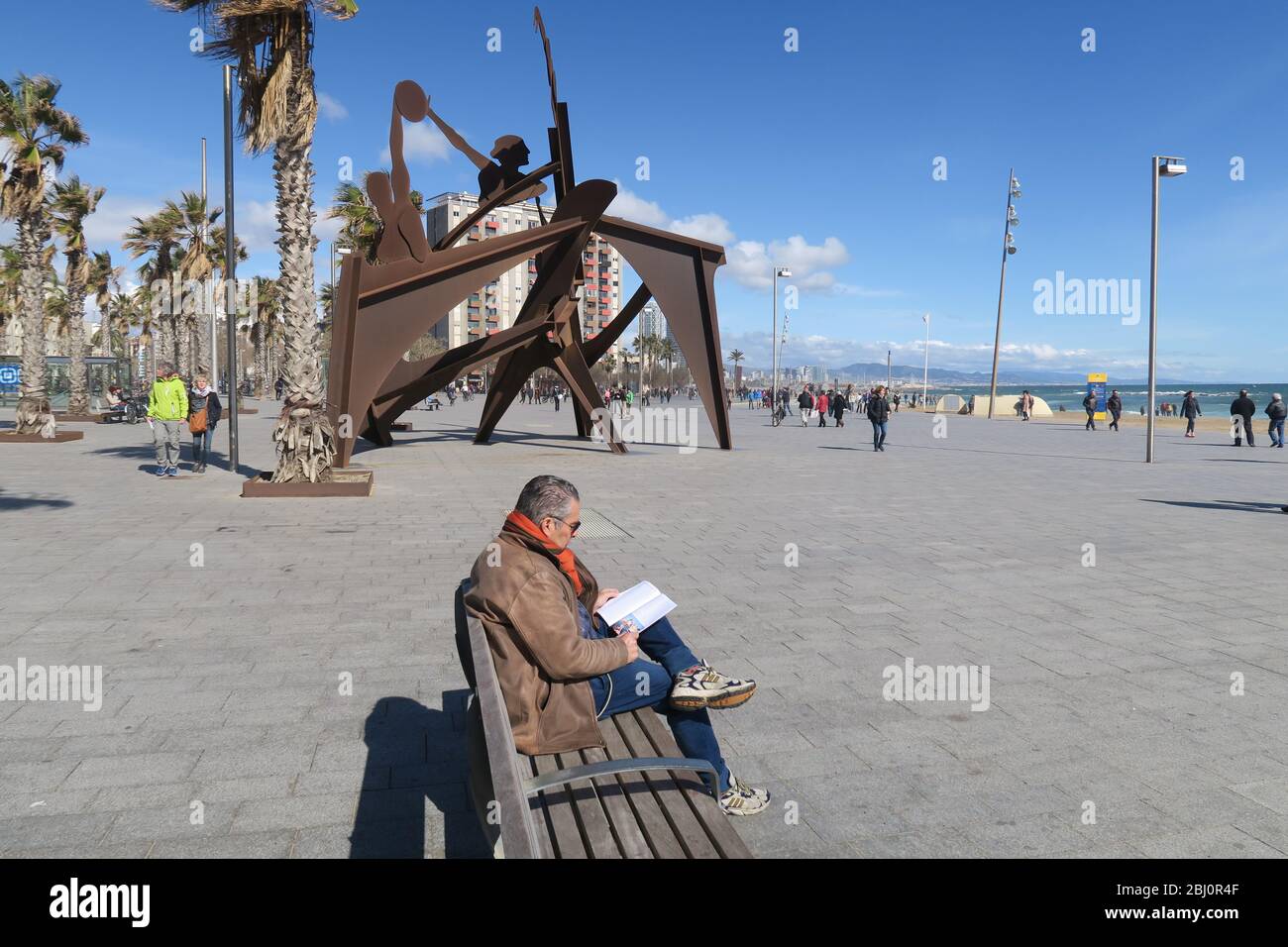 Barcelona öffentliche Skulptur - HOMMAGE AN SCHWIMMEN Stockfoto