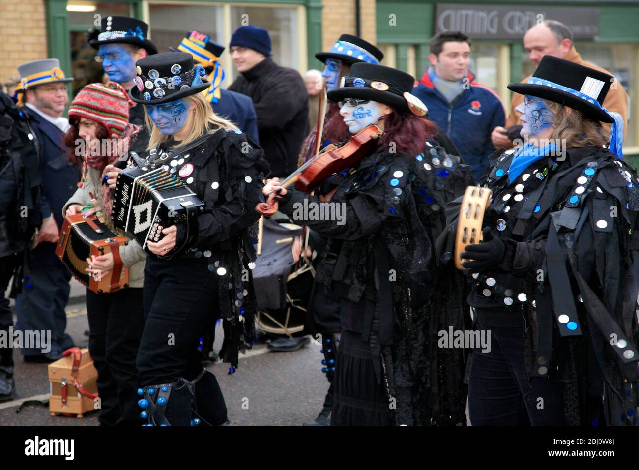 The Boggarts Breakfast Morris Dancers, Whittlesey Straw Bear Festival, Whittlesey Town, Cambridgeshire; England, Großbritannien Stockfoto